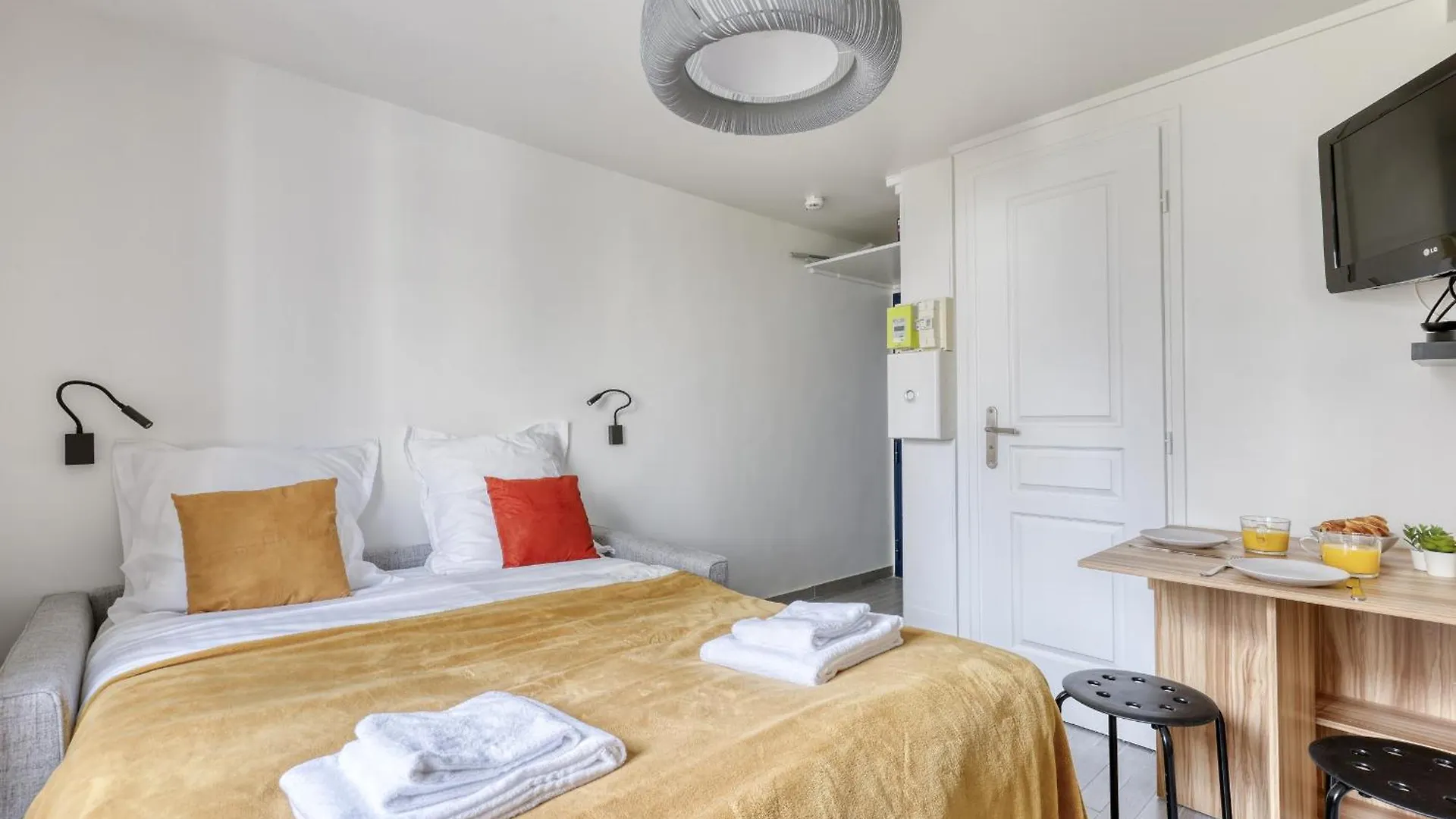 Apartmán Branded New Cozy In The Heart Of 17